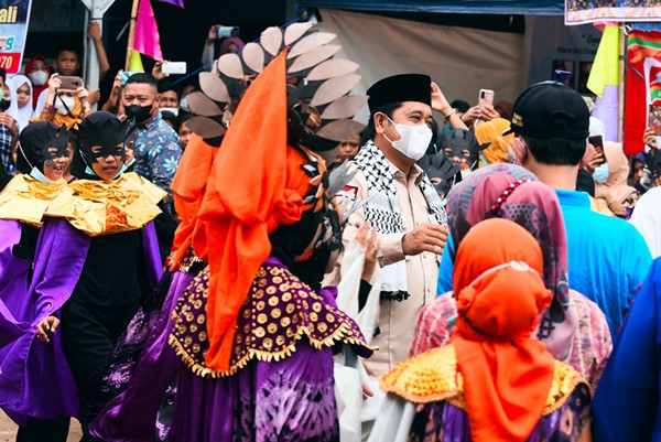 Festival Kapal Hias Nelayan Sungsang untuk yang kedua kalinya di gelar di Desa Ekowisata Sungsang, Kecamatan Banyuasi II, Kabupaten Banyuasin.