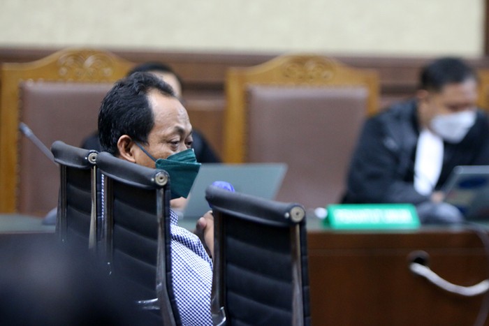 Terdakwa Direktur Pemeriksaan dan Penagihan pada Direktorat Jenderal Pajak (2016-2019) Angin Prayitno Aji menjalani sidang perdana di Pengadilan Tipikor.