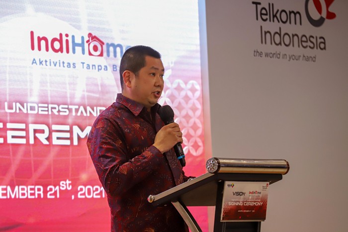 Penandatanganan MoU MCOM dan Telkom Indonesia di Telkom Landmark Tower, Jakarta Selatan, Selasa (21/12/2021).