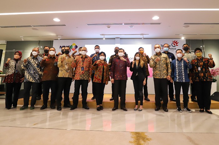 Penandatanganan MoU MCOM dan Telkom Indonesia di Telkom Landmark Tower, Jakarta Selatan, Selasa (21/12/2021).