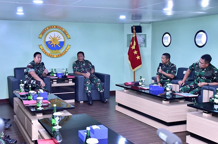 Panglima TNI Jenderal TNI Andika Perkasa melaksanakan kunjungan kerja ke Markas Komando Armada I, Jl. Gunung Sahari, Jakarta Pusat, Senin (20/12/2021).