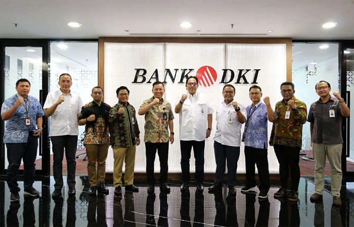 Perpanjangan fasilitas Kredit Modal Kerja sebesar Rp700 miliar dan penambahan fasilitas kredit sebesar Rp400 miliar, Rabu (22/12/2021).