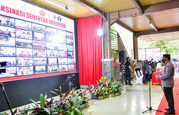 Sebanyak 1,2 juta dosis vaksin ditargetkan dalam kegiatan percepatan vaksinasi ini.