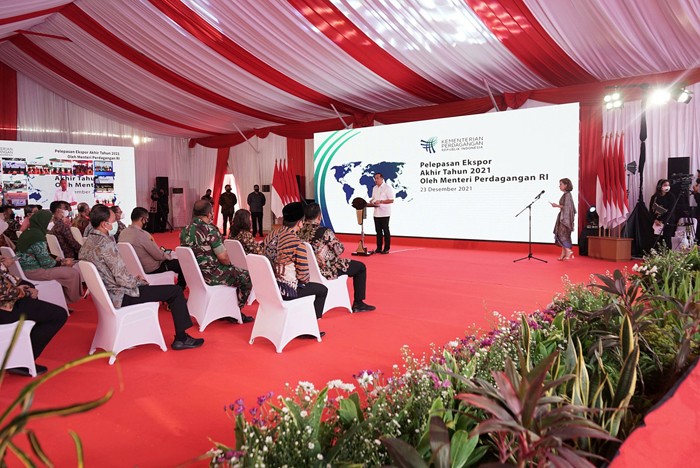 Pelepasan Ekspor Akhir Tahun 2021, di PT Toyota Motor Manufacturing Indonesia, Karawang International Industrial City, Jawa Barat, Kamis (23/12/2021).