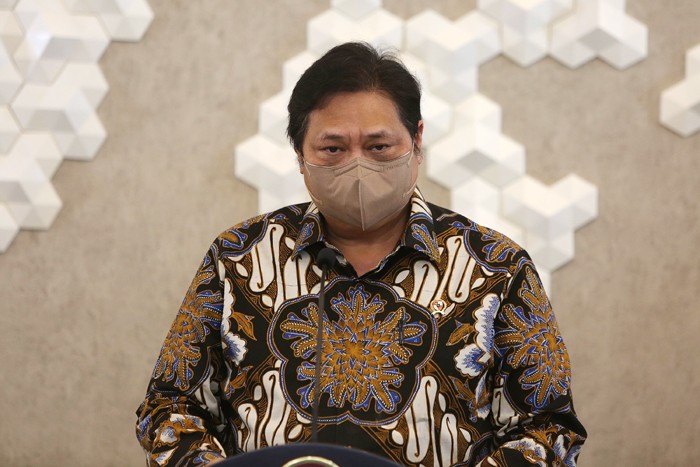 Keterangan pers terkait kebijakan pemerintah tentang harga minyak goreng di Jakarta, Rabu (5/1/2022).
