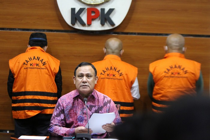 Jumpa pers terkait OTT Wali Kota Bekasi Rahmat Effendi di Gedung Merah Putih KPK, Jakarta, Kamis (6/1/2022).