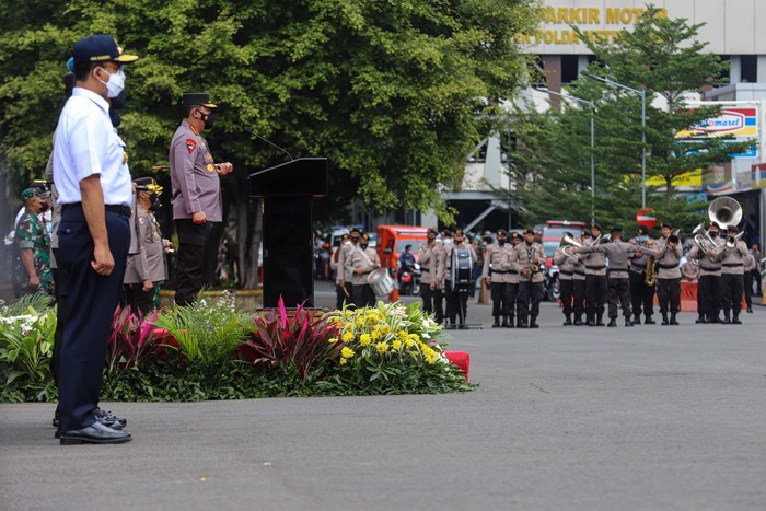 Kapolri Jenderal Listyo Sigit Prabowo memberikan sambutan saat upacara peresmian tim Perintis Presisi Polda Metro Jaya.