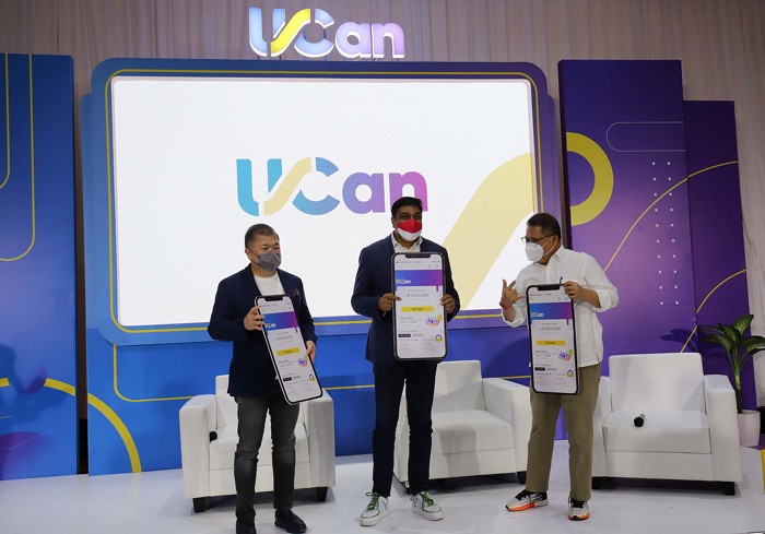 UCan menawarkan dua fitur utama yaitu Cash Withdrawal, fitur tarik tunai yang dapat ditransfer ke rekening bank pengguna.