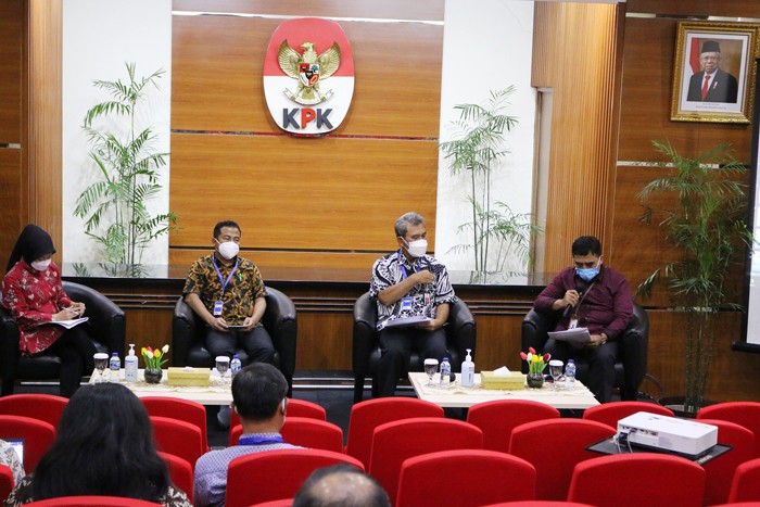 Diskusi tersebut mengambil tema 