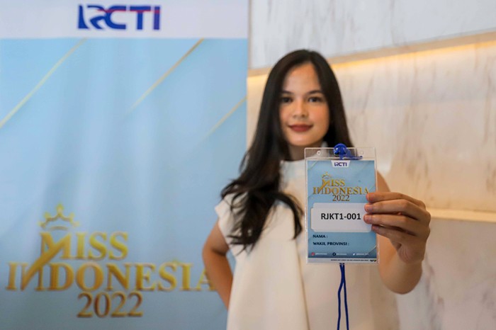 Peserta saat mengikuti tes tertulis dalam rangkaian audisi Miss Indonesia 2022 di Tower 3, MNC Studios, Kebon Jaruk, Sabtu (23/1/2022).