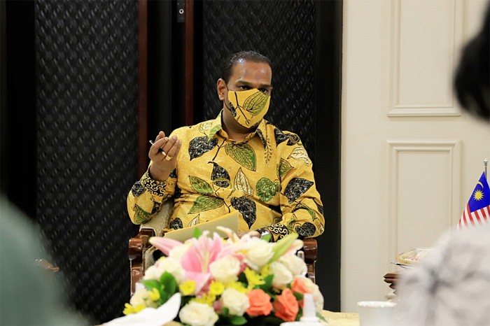 Menaker Ida Fauziyah menjelaskan, adanya MoU tersebut akan memberikan skema pelindungan yang memadai dan mengurangi risiko/masalah PMI di Malaysia.