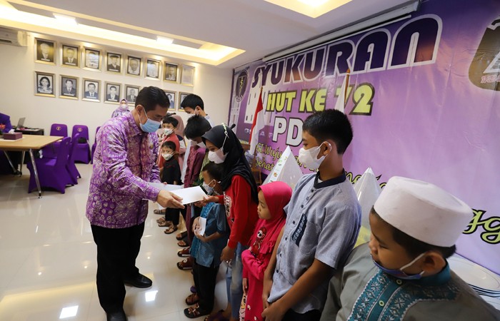 Ketua Umum PDGI Hananto Seno memberikan sambutan dalam acara syukuran HUT ke-72 Persatuan Dokter Gigi Indonesia (PDGI) di Jakarta.