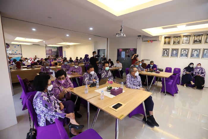 Ketua Umum PDGI Hananto Seno memberikan sambutan dalam acara syukuran HUT ke-72 Persatuan Dokter Gigi Indonesia (PDGI) di Jakarta.