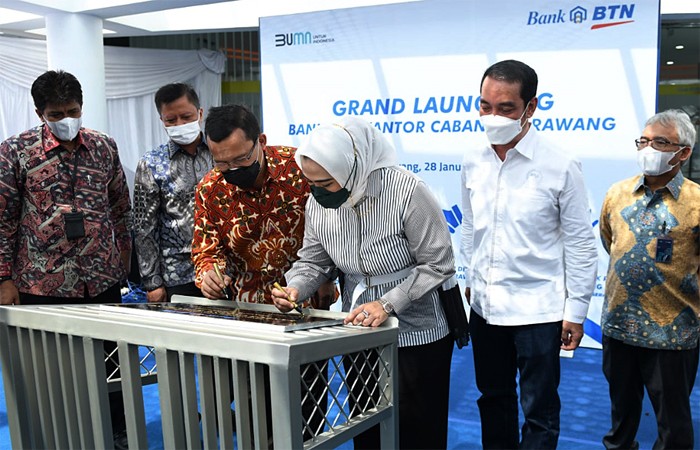 Peresmian Kantor Cabang Bank BTN Karawang, Jawa Barat, Jumat (28/1/2022).