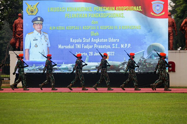 Kepala Staf Angkatan Udara Marsekal TNI Fadjar Prasetyo saat menjadi inspektur upacara peresmian Komando Operasi Udara Nasional (Koopsudnas).