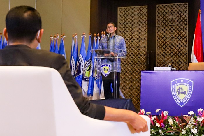 Nota Kesepahaman tentang Pengembangan Pariwisata dan Ekonomi Kreatif Melalui Kegiatan Olahraga dan Mobilitas Otomotif Indonesia.