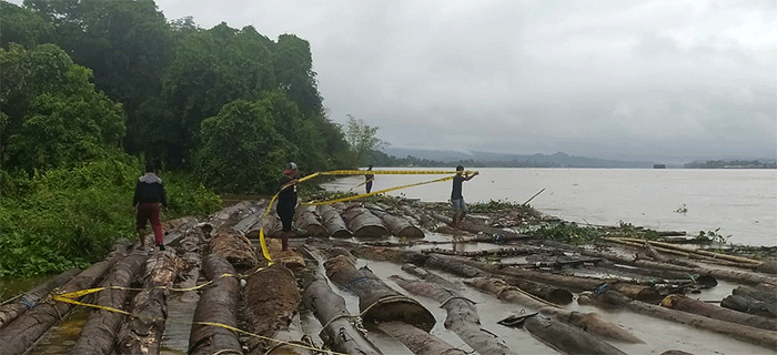 Jajaran Ditpolairud Baharkam Polri menggagalkan penyelundupan kayu ilegal sebanyak 1.396. Tangkapan tersebut didapatkan dari dua lokasi operasi yang berbeda.