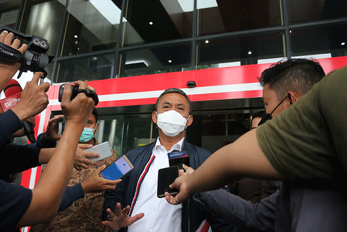 Ketua DPRD DKI Jakarta Prasetyo Edi Marsudi, menjalani pemeriksaan di Gedung KPK Merah Putih, Jakarta, Selasa (8/2/2022).