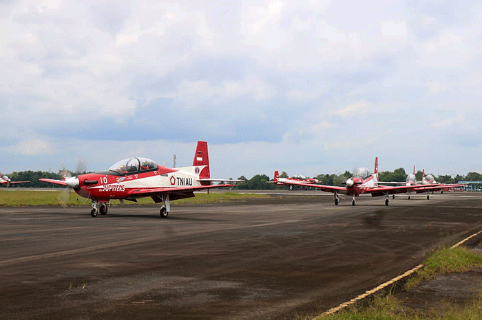 Tim aerobatik TNI AU Jupiter Aerobaric Team (JAT), memulai perjalanan ke ajang internasional Singapore Air Show (SAS) 2022.