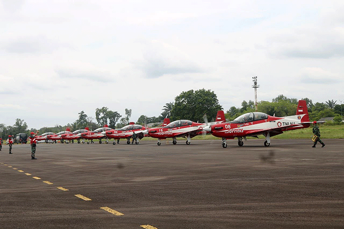 Tim aerobatik TNI AU Jupiter Aerobaric Team (JAT), memulai perjalanan ke ajang internasional Singapore Air Show (SAS) 2022.