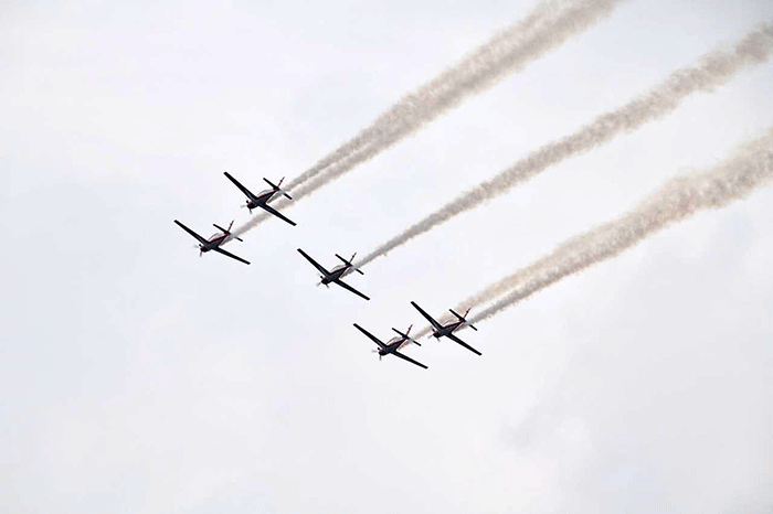 Menjelang tampil sebagai duta bangsa pada ajang internasional Singapore Air Show (SAS) 2022, Jupiter Aerobatic Team (JAT) mulai menjalani sesi latihan.
