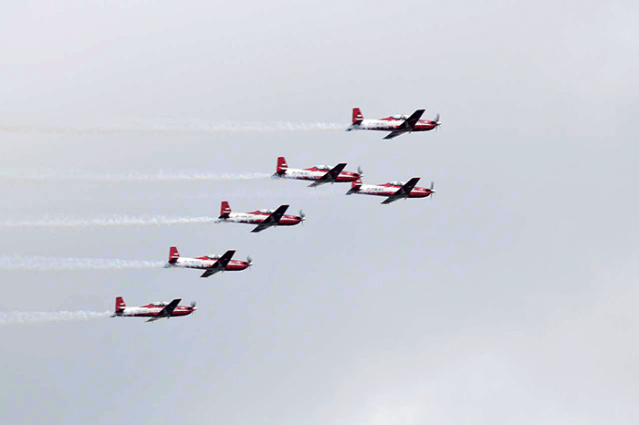Menjelang tampil sebagai duta bangsa pada ajang internasional Singapore Air Show (SAS) 2022, Jupiter Aerobatic Team (JAT) mulai menjalani sesi latihan.
