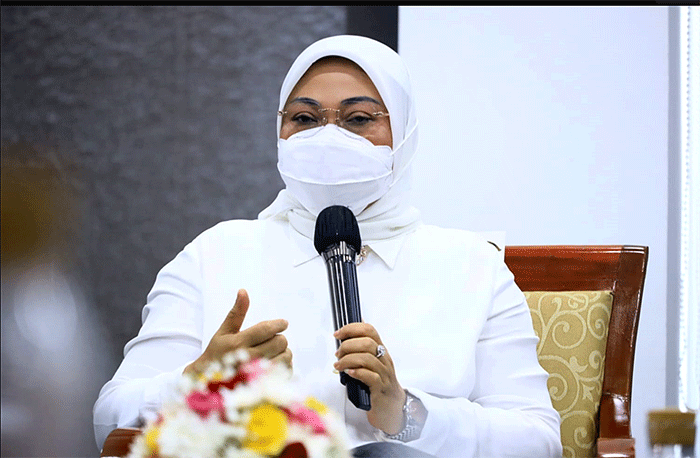 Menteri Ketenagakerjaan Ida Fauziyah, menerima sejumlah pimpinan Serikat Pekerja/Serikat Buruh untuk berdialog.