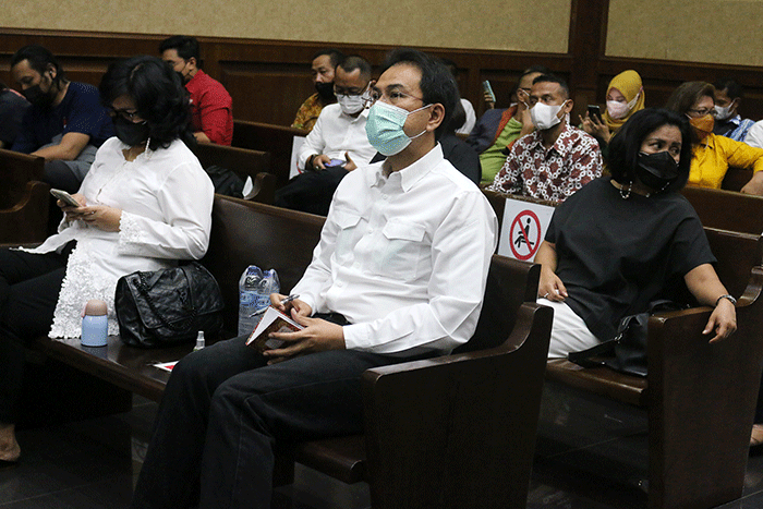 Terdakwa mantan Wakil Ketua DPR RI Azis Syamsuddin menjalani sidang putusan di Pengadilan Tipikor, Jakarta, Kamis  (17/2/2022).