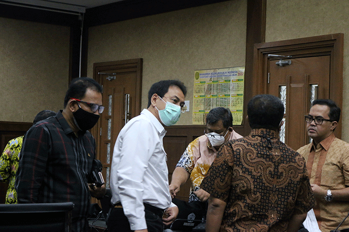 Terdakwa mantan Wakil Ketua DPR RI Azis Syamsuddin menjalani sidang putusan di Pengadilan Tipikor, Jakarta, Kamis  (17/2/2022).