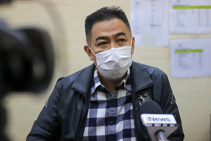 Ketua DPP Partai Perindo Christophorus Taufik saat memberikan keterangan terkait kontroversi 'Malang Halal City' di MNC Tower, Kebon Sirih.