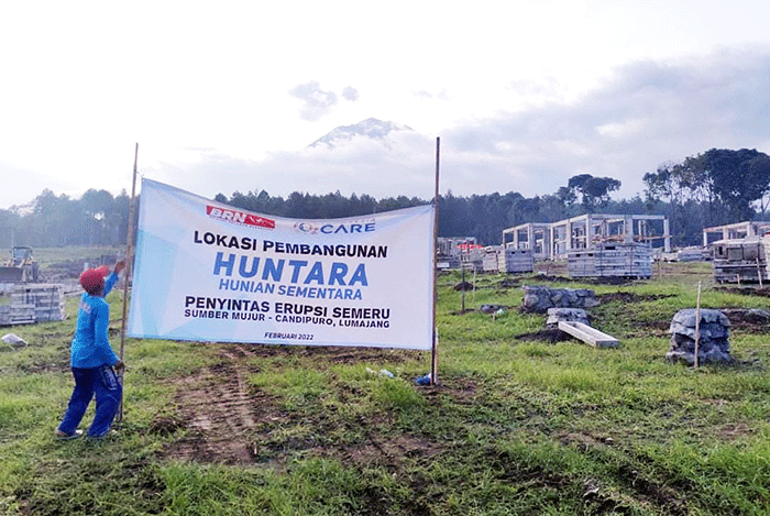 Penandatanganan kerjasama pembangunan Huntara Semeru dengan Indonesia Care di Graha PDGI, Utan Kayu, Jakarta Timur, Jumat (18/2/2021).