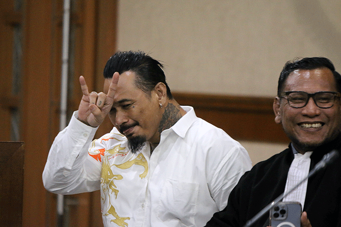 Terdakwa Musisi I Gede Aryatisna alias Jerinx SID menjalani sidang di Pengadilan Negeri Jakarta Pusat, Selasa (22/2/2022).