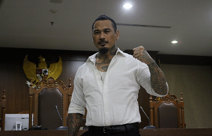 Terdakwa Musisi I Gede Aryatisna alias Jerinx SID menjalani sidang di Pengadilan Negeri Jakarta Pusat, Kamis (24/2/2022).