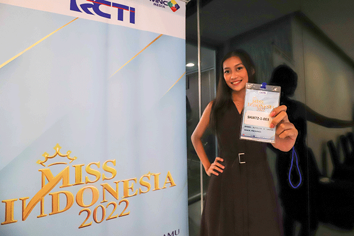 Peserta saat mengikuti audisi secara offline Miss Indonesia 2022 di Tower 3, MNC Studios, Kebon Jeruk Jakarta Barat, Sabtu (26/2/2022).