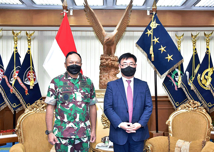 Kasau Marsekal TNI Fadjar Prasetyo, menerima kunjungan Vice President & General Manager Korea Aerospace Industries (KAI) Mr. Bong Keun Lee.