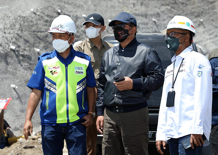 Peninjauan Komandan Lapangan MotoGP dilanjutkan dengan melakukan pengecekan di area Sirkuit dilanjutkan pengecekan di Dog Shelter atau Mandalika Animal Shelter.
