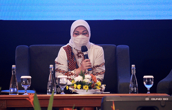 Menteri Ketenagakerjaan Ida Fauziyah, menegaskan bahwa pemerintah memiliki kewajiban memberikan perlindungan jaminan sosial kepada seluruh warga negaranya.