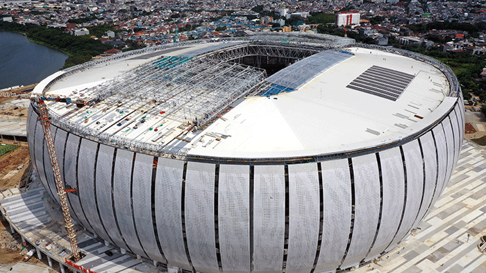 Foto aerial pembangunan Jakarta International Stadium (JIS) di kawasan Papanggo, Tanjung Priok, Jakarta Utara, Selasa (8/3/2022).