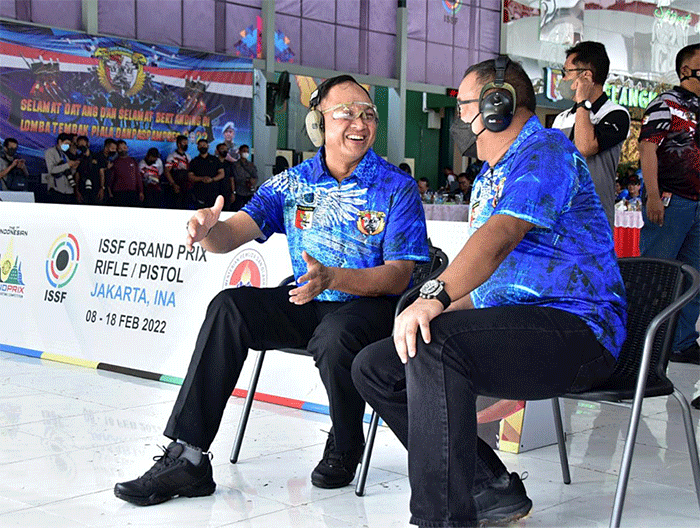 Kasau Marsekal TNI Fadjar Prasetyo, menghadiri dan sekaligus berpartisipasi ikut dalam lomba menembak piala Danpaspampres tahun 2022.