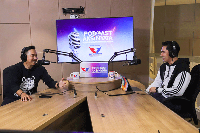 Nico Aditya (kiri) saat menjadi narasumber Podcast Aksi Nyata #DariKamuUntukIndonesia di Studio Talkshow MNC Network, iNews Tower, MNC Center.