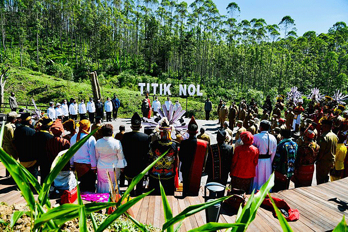 Presiden Joko Widodo dan Ibu Iriana Joko Widodo tiba di Kawasan Titik Nol Kilometer Ibu Kota Nusantara (IKN), di Kabupaten Penajam Paser Utara.