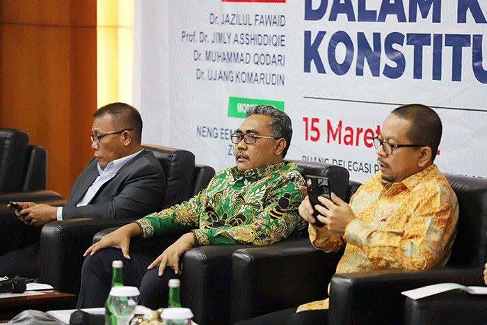 Diskusi terebut mengangkat tema 