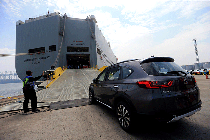 Pelepasan ekspor All New Honda BR-V di Pelabuhan Tanjung Priok, Jakarta, Rabu (16/3/2022).