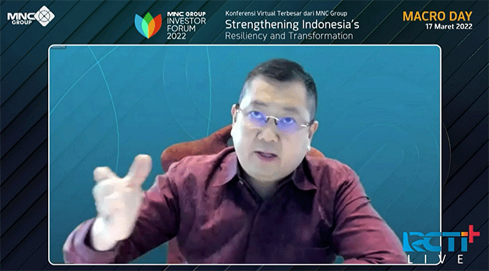 Executive Chairman MNC Group Hary Tanoesoedibjo memberikan sambutan dalam acara MNC Group Investor Forum 2022.