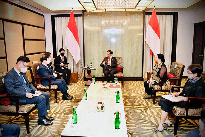 Indonesia siap memperkuat kerja sama yang sudah terjalin baik dengan Korea Selatan berdasar Kemitraan Strategis Khusus yang telah kita miliki.