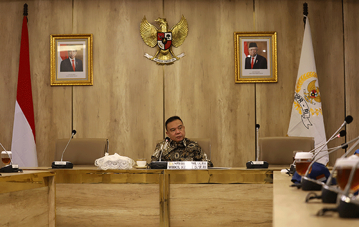 Wakil Ketua DPR Sufmi Dasco Ahmad saat menerima perwakilan buruh dari Konfederasi Serikat Pekerja Seluruh Indonesia (KSPSI).