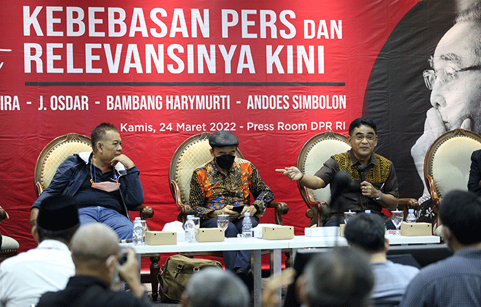 Diskusi Dialektika Demokrasi di Media Center, Nusantara III, Komplesk Parlemen MPR/DPR-DPD, Senayan, Jakarta, Kamis (24/3/2022).
