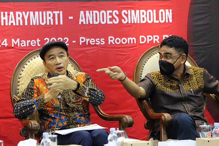 Diskusi Dialektika Demokrasi di Media Center, Nusantara III, Komplesk Parlemen MPR/DPR-DPD, Senayan, Jakarta, Kamis (24/3/2022).