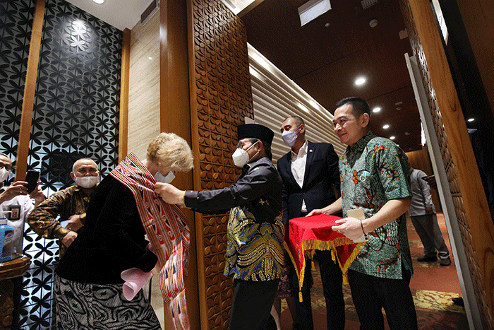 Wakil Ketua DPR Muhaimin Iskandar melakukan pertemuan dengan Duta Besar Rusia untuk Indonesia Ludmila Vorobieva di ruang delegasi, Nusantara III.
