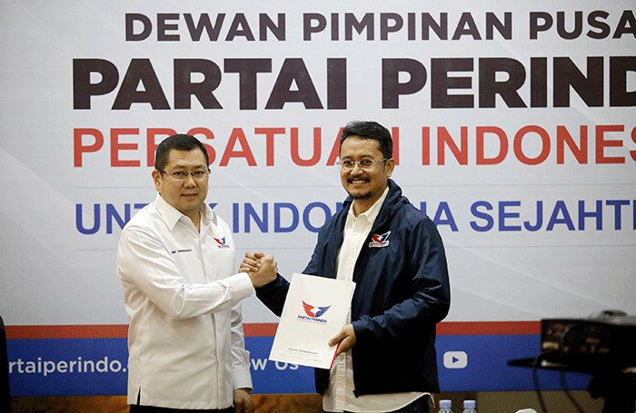 Ketua Umum DPP Partai Perindo Hary Tanoesoedibjo memberikan sejumlah tugas dan tanggung jawab kepada Ferry di kepartaian.